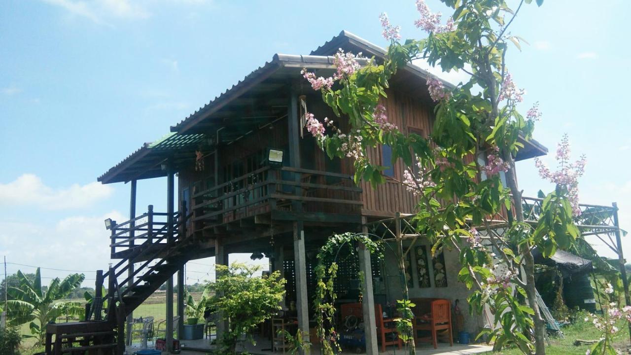 Hotel Ban Suan Khun Yai Phra Nakhon Si Ayutthaya Esterno foto